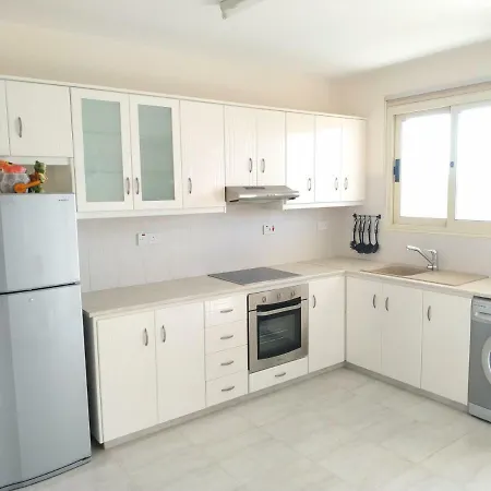 Royal Seacrest Apartament *