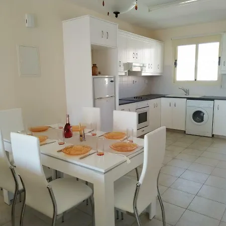 Apartment Royal Seacrest Paphos
