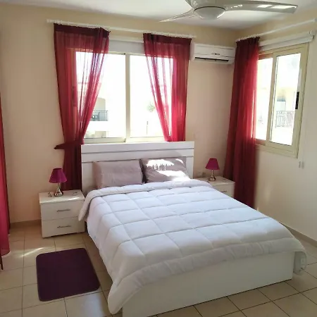 Apartment Royal Seacrest